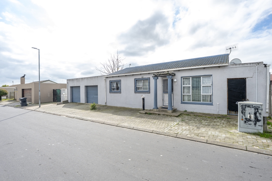 3 Bedroom Property for Sale in Northpine Western Cape